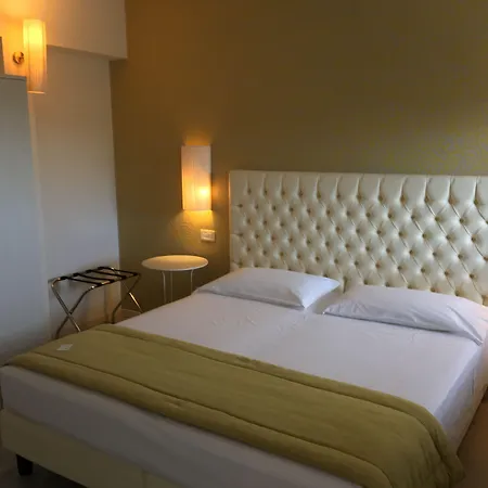 Nuova Opera Rooms & Apartments-3