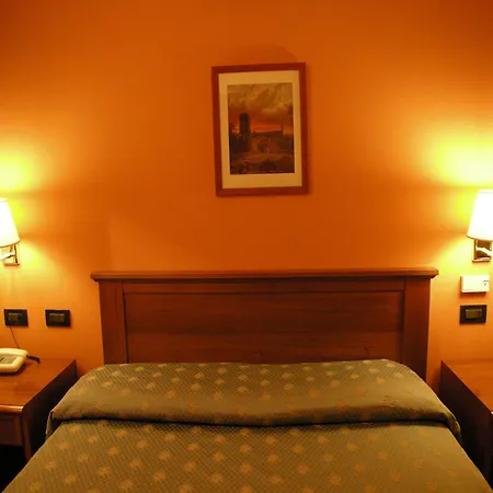Hotel Forum-2