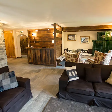 Hotel Les Montagnards-3