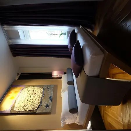 Navona Rooms-2