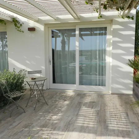 Scilla Maris Charming Suites-2