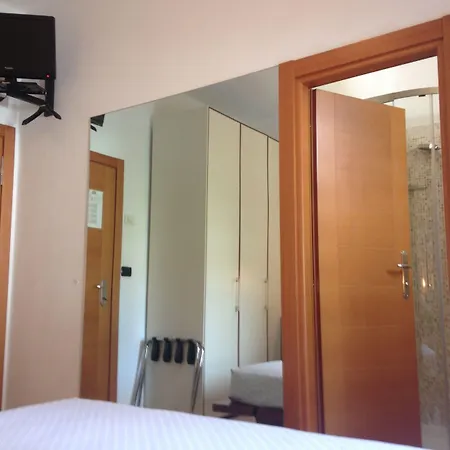 Hotel Villa Fiorita-2
