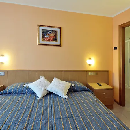 Olimpia Hotel-2