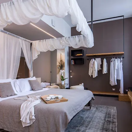 Mercatovecchio Luxury Suites-2