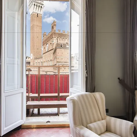 La Terrazza Sul Campo-Rooms Only-3