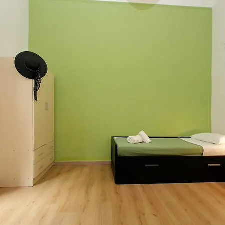 Lucky Home Rooms-3