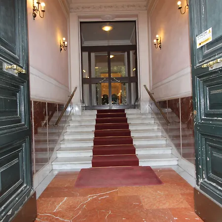 Art Atelier Accomodation Guest House-3