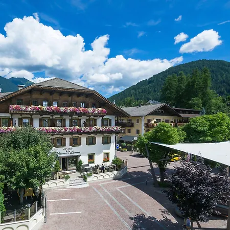 Hotel Weisses Lamm-3