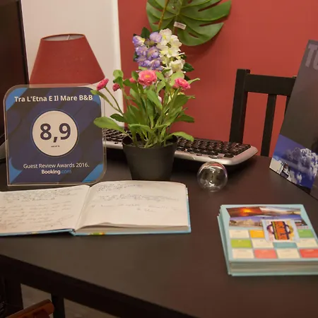 Tra L'Etna E Il Mare B&B-2