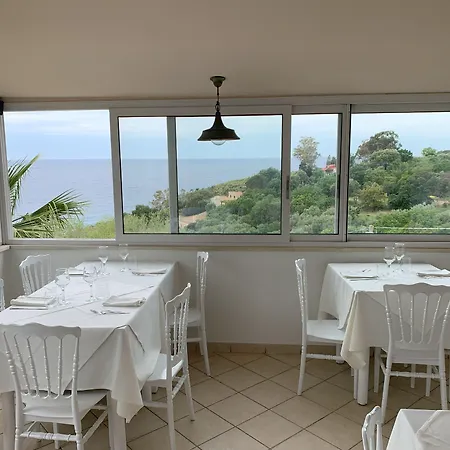Hotel Mercurio Sul Mare - Fish Restaurant And Private Beach-3