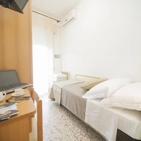 Hotel Mamy Rimini-3