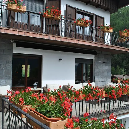 Hotell Millefiori- Alpine Event Lodge-2