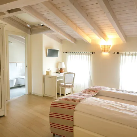 Hotel Villa Moron-2