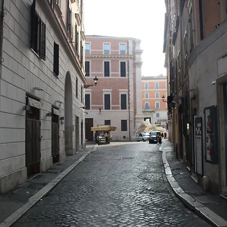 Town House Fontana Di Trevi-3