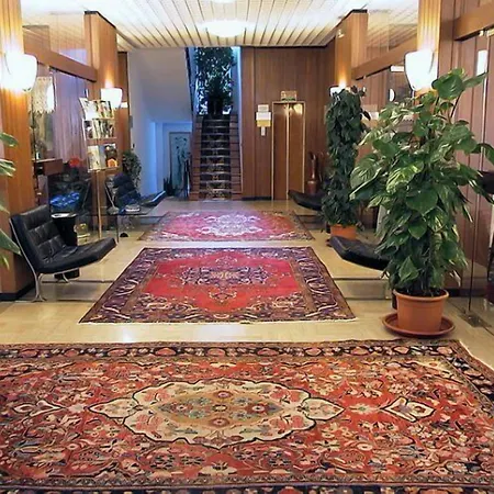 Hotel Milano-2