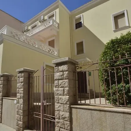 Liberty Guest House-3