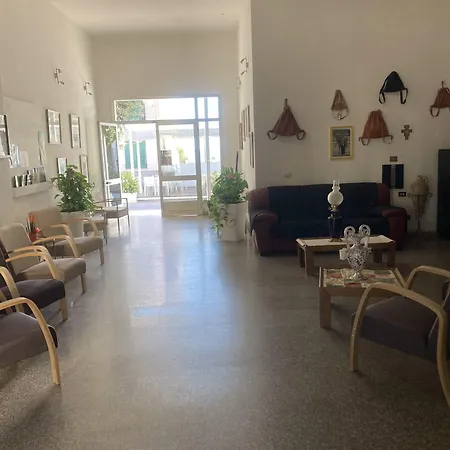 Hotel L'Ancora-2