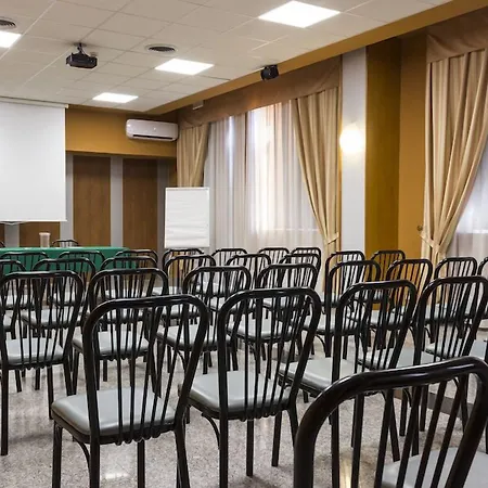 Hotel Atleti - Disponibile stazione ricarica auto elettriche --3