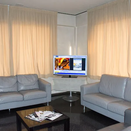 Hotel 7 Mari-3