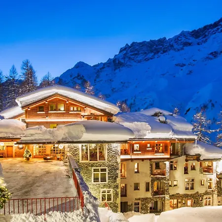 Saint Hubertus Resort-2