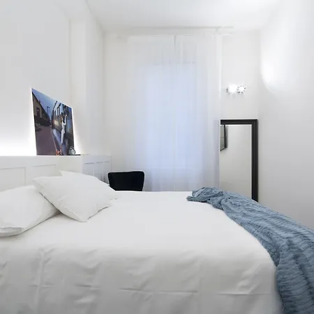 Emilia Suite Express-3