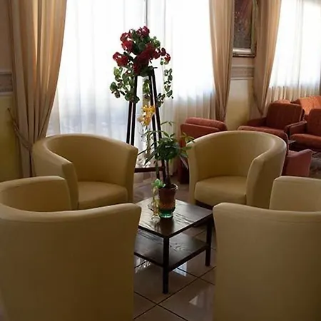 Hotel Monica-3