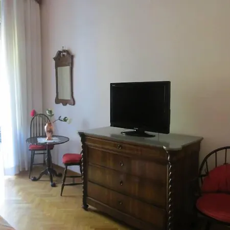 Rome Charming House-3