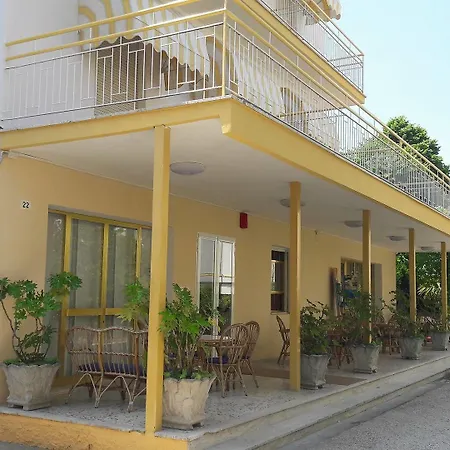 Hotel Perugini-3