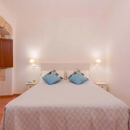 Baco B&B-2