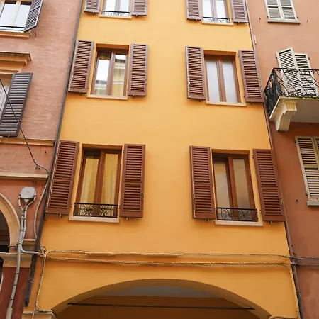 Emilia Studios-3