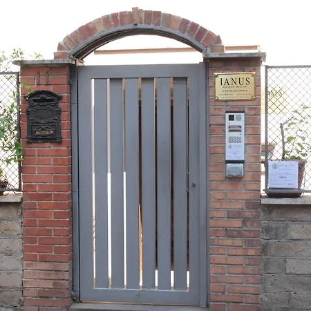 Ianus Guest House-2