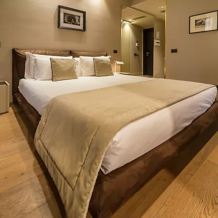 Campo Marzio Luxury Suites-2
