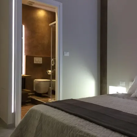 Turin Central Rooms-2