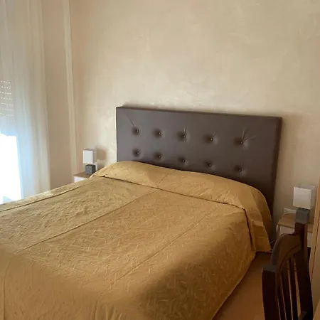 La Lanterna-2