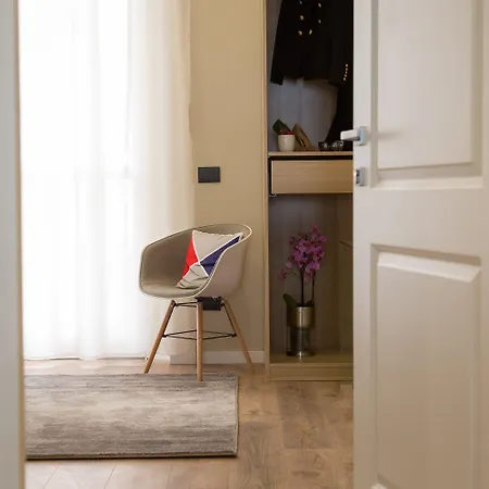 126 Gracchi Suites-3