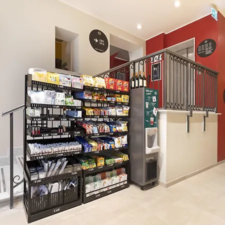 B&B Hotel Roma San Lorenzo Termini-3