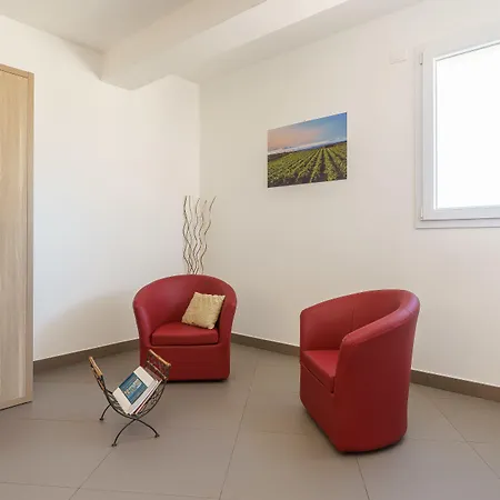 Travini Hotel Residence-2