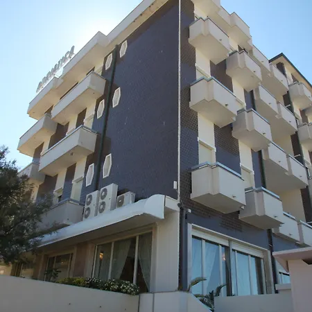 Hotel Adriatica Sul Mare-3