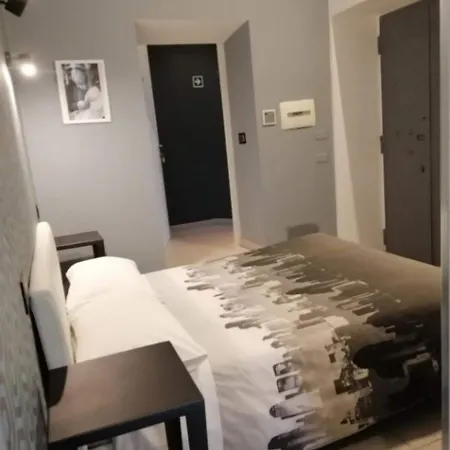 Merulana 139 Suites-2