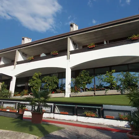 Hotel Laura Christina-2