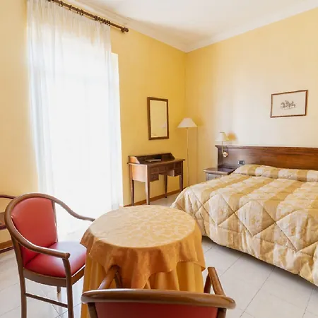 Hotel Villa Delle Rose-3