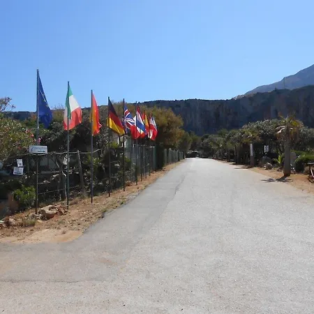 Happy Camp In El Bahira Camping Village-3