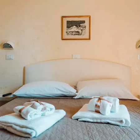Hotel Morri'S-3