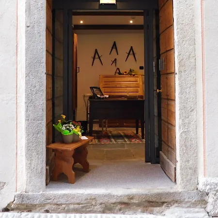 Nicomat Rooms-2