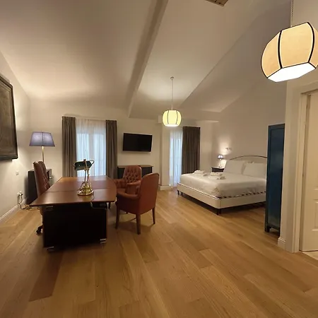 Suite Della Pigna-2