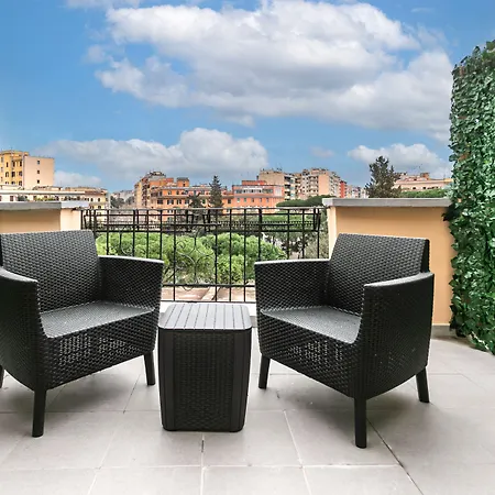 Re Di Roma Rooftop-2
