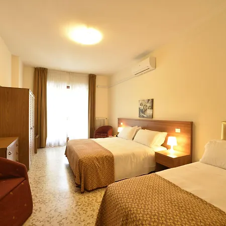 Hotel Diano Marina Mhotelsgroup-2