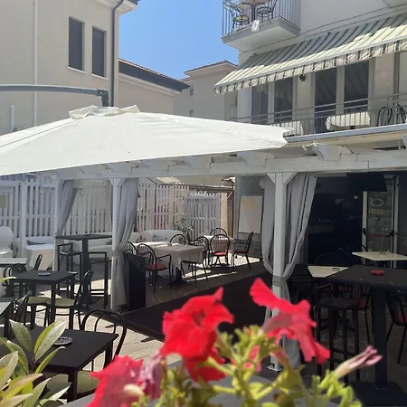 Hotel moroni-2