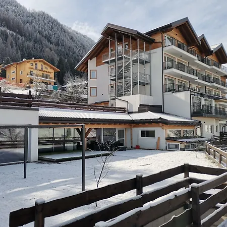 Active Alm Hotel-2