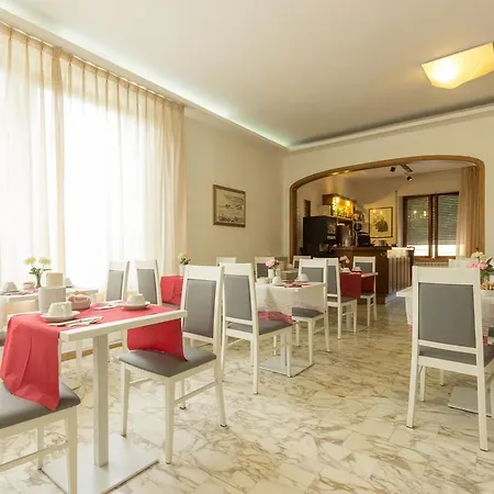 Hotel Roma-2